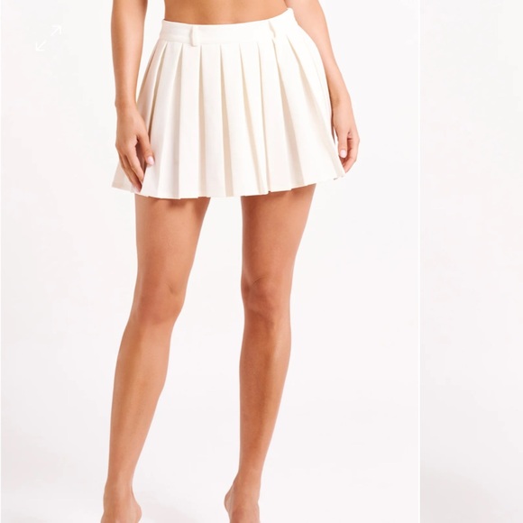 MESHKI MURA PLEATED MINI SKIRT IVORY SIZE MEDIUM - Picture 1 of 8